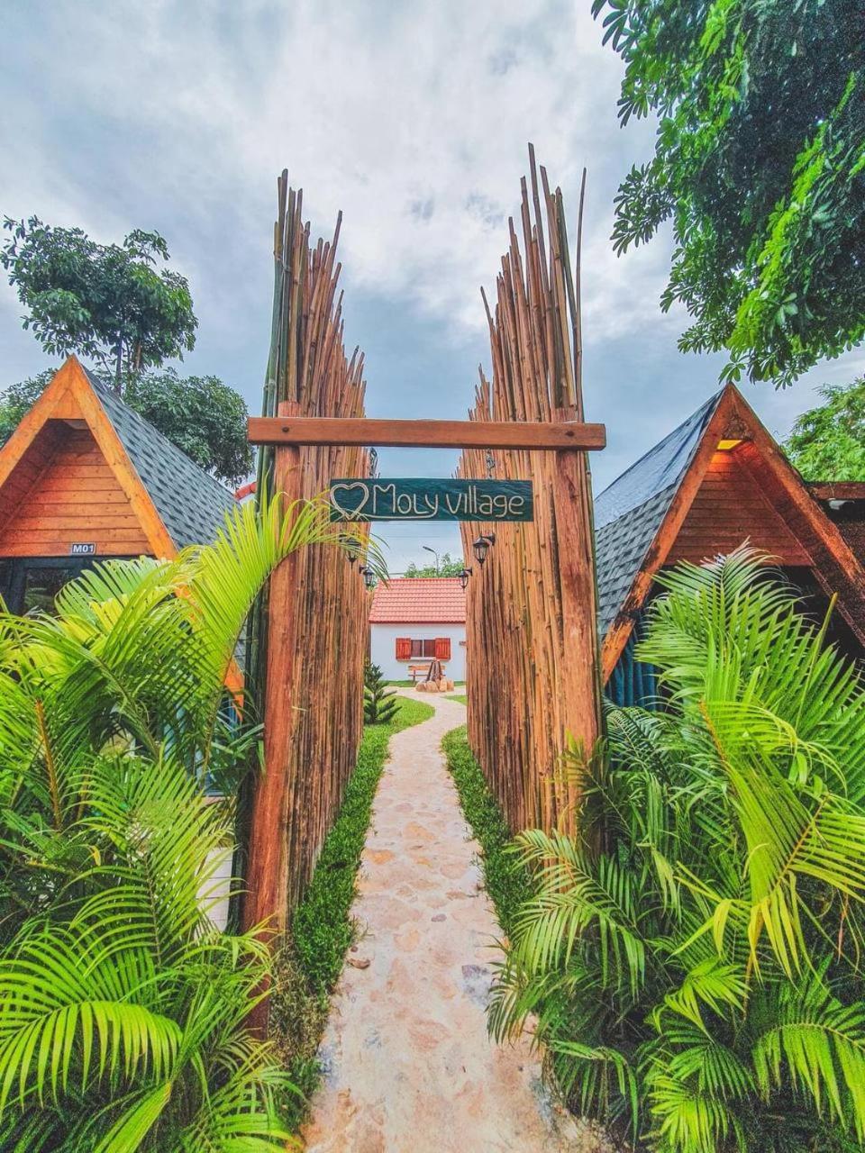 Moly Resort كامبوت المظهر الخارجي الصورة